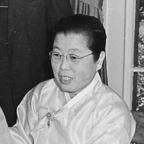 여성 제자들을 일본에 성상납시킨 '김활란' (아마기 카츠란)