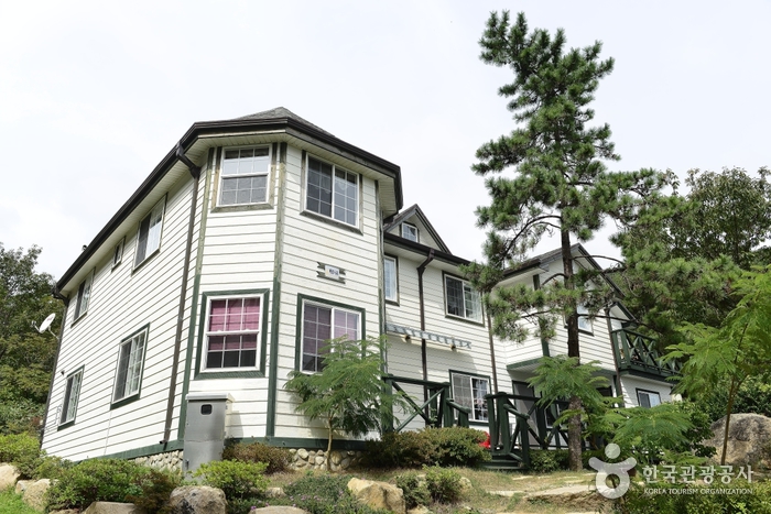 남해군 초전마을 캠핑장 소개