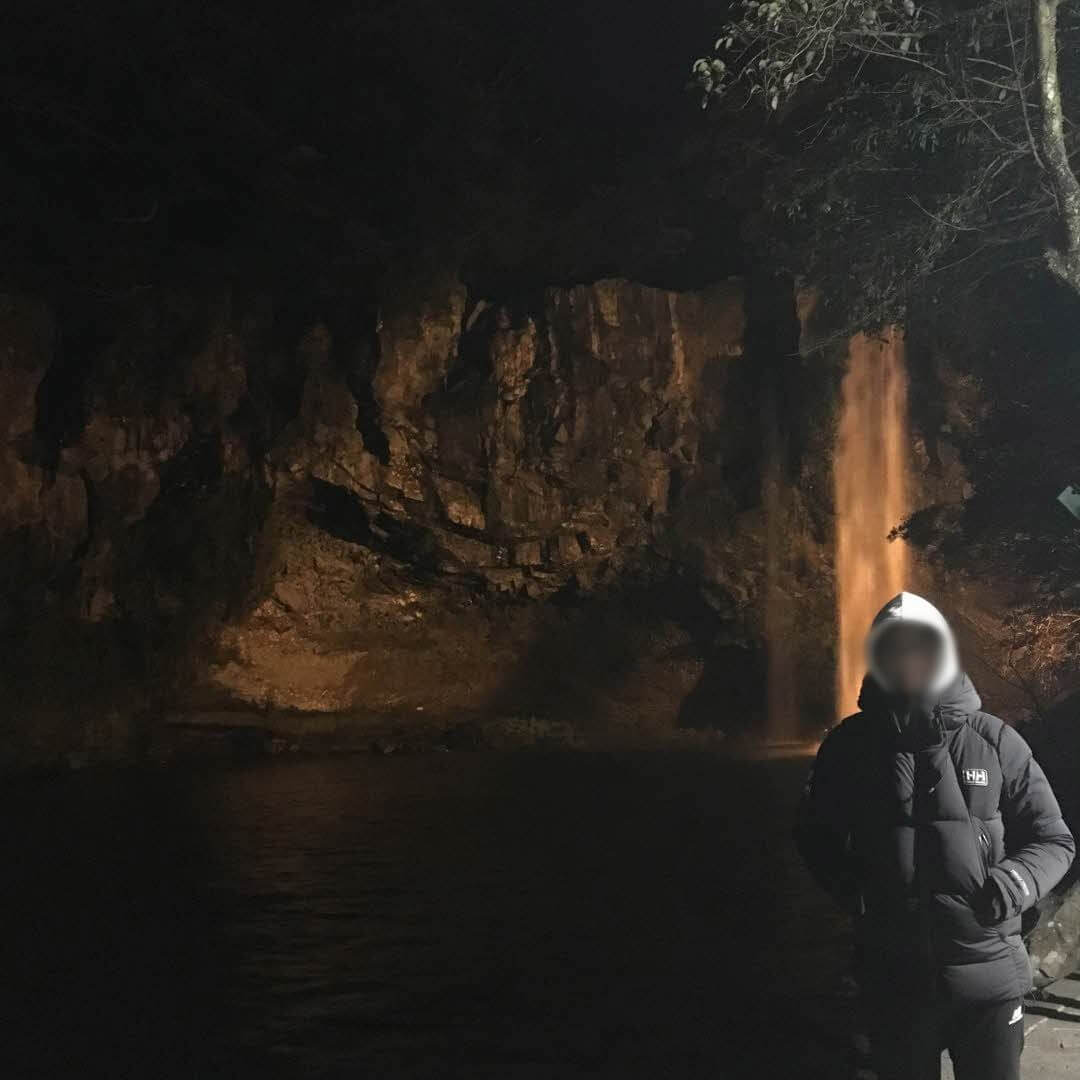 천지연폭포 야경