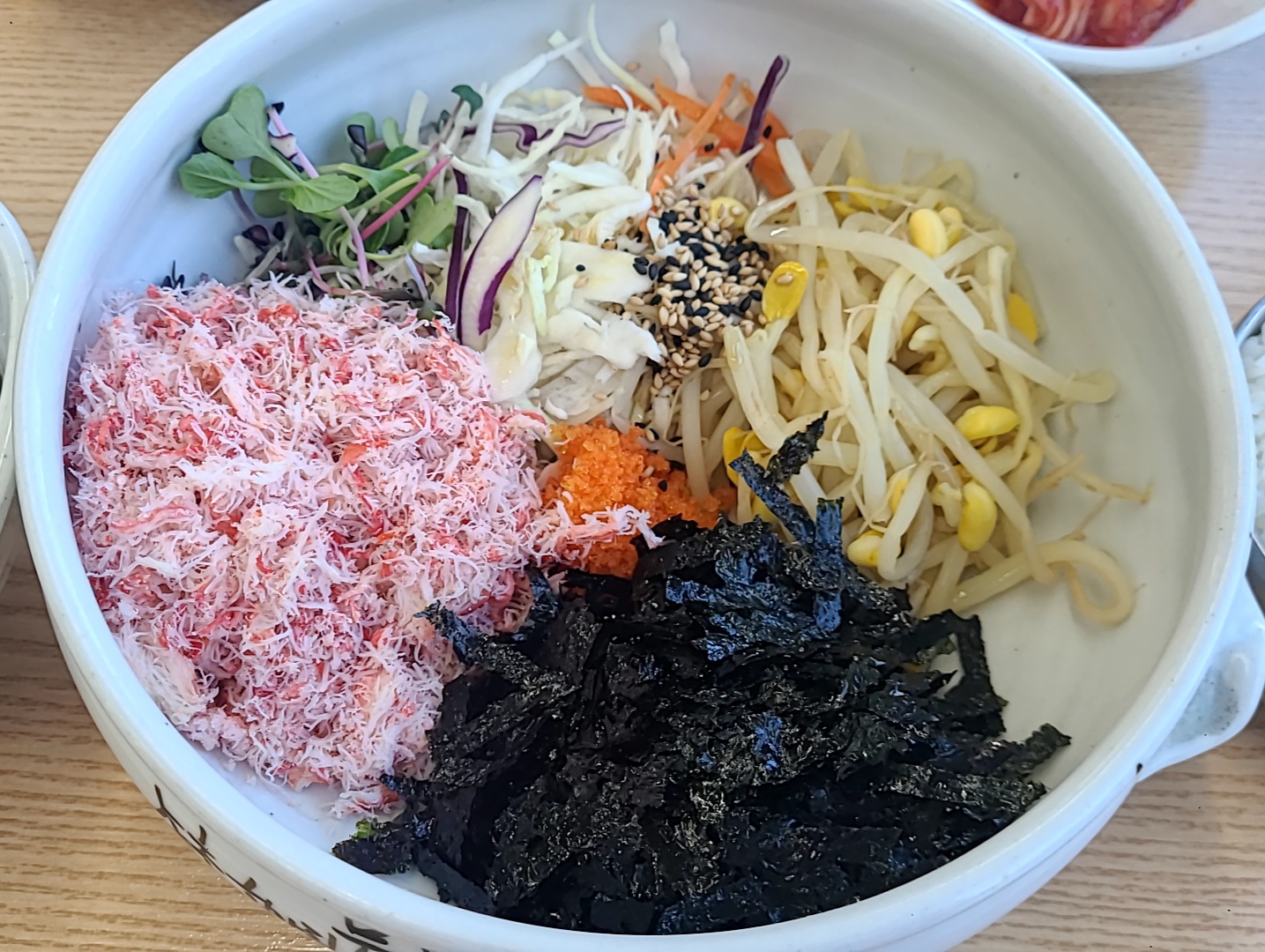 홍게살비빔밥-한그릇