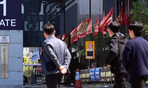 삼성바이오로직스 주가 전망: 노조 파업 리스크와 4공장 풀가동의 팽팽한 줄다리기, 매수 시점은 언제?