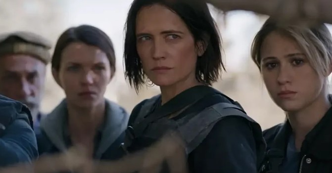 킬링타임 액션 스릴러 영화추천 더티 엔젤스 결말 후기 리뷰 - 호평과 혹평