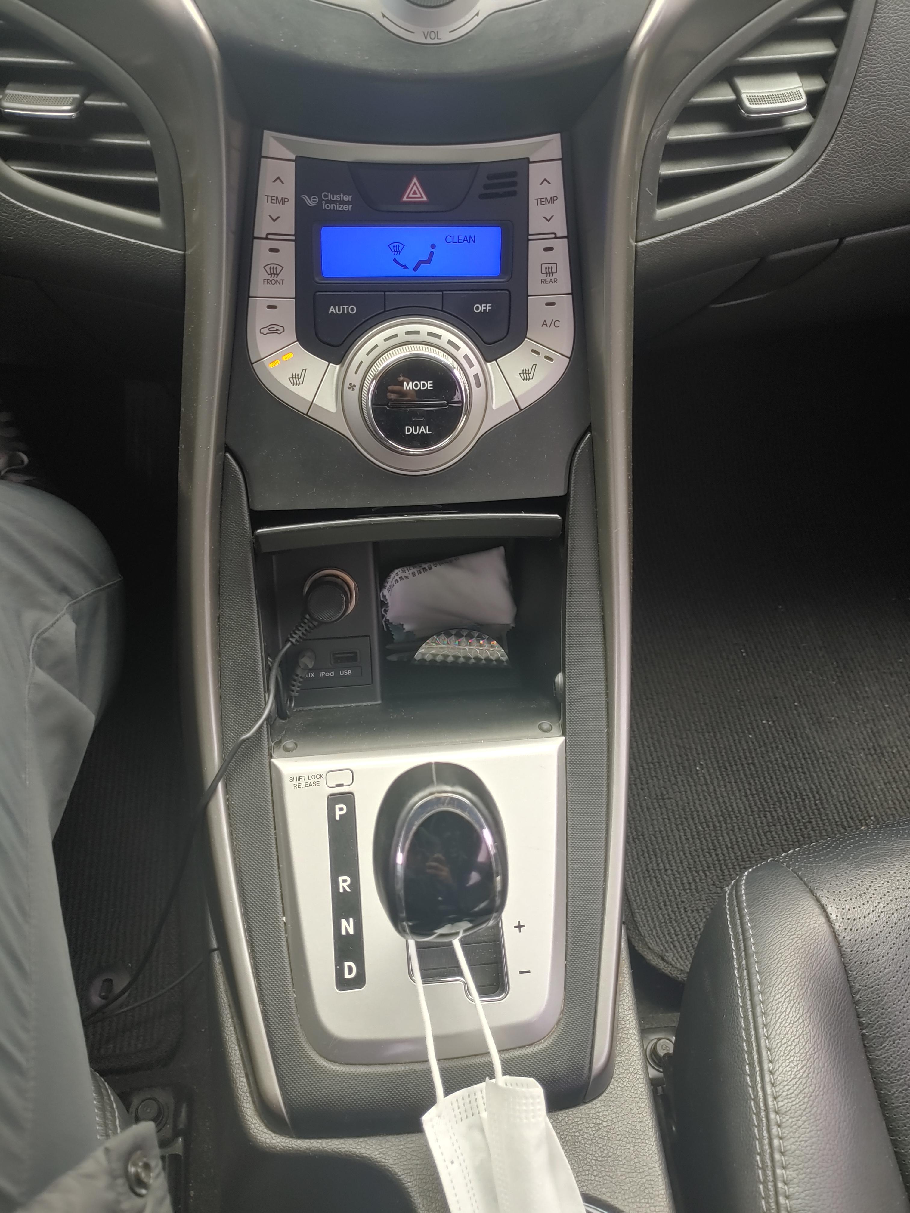 중고 현대 아반떼 MD