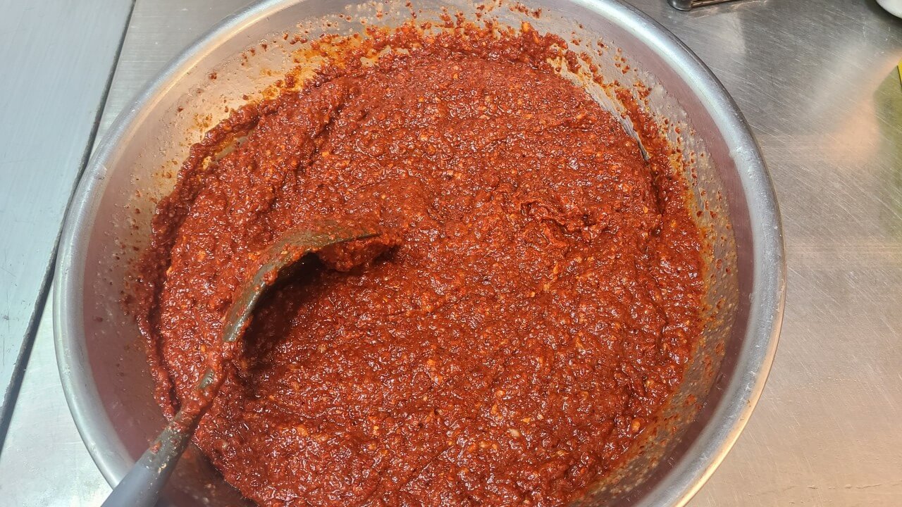 생방송투데이 외국인의 밥상 경기 수원시 굴림만두전골 맛집 행운만두칼국수 생방송투데이 3779회