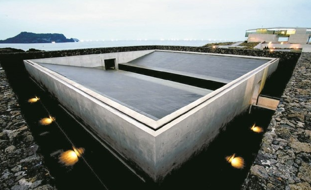 지니어스 로사이 건축