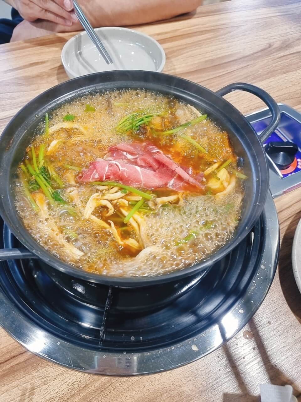생생정보통 얼큰샤부칼국수 파주 손칼국수 맛집