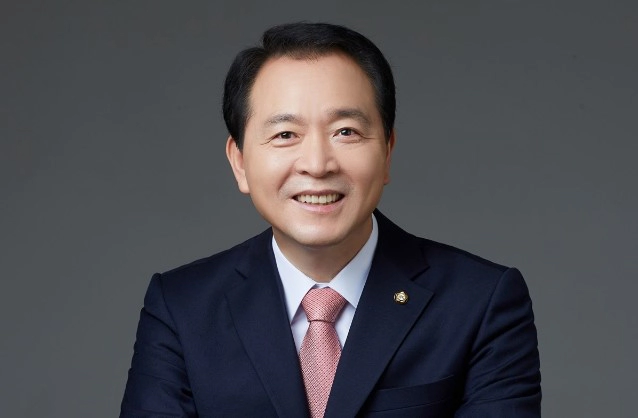 성일종 국회의원 프로필 나이 고향 학력 재산