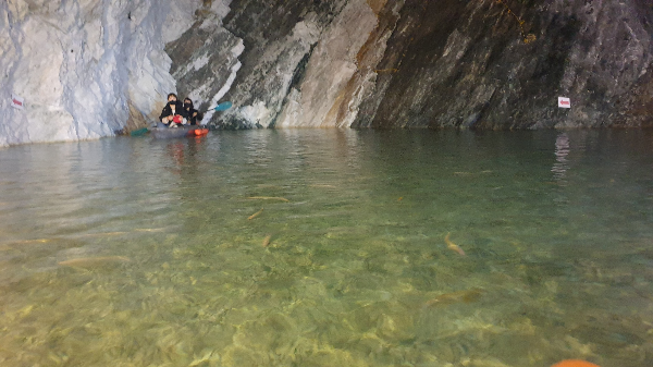 활옥동굴 카약체험