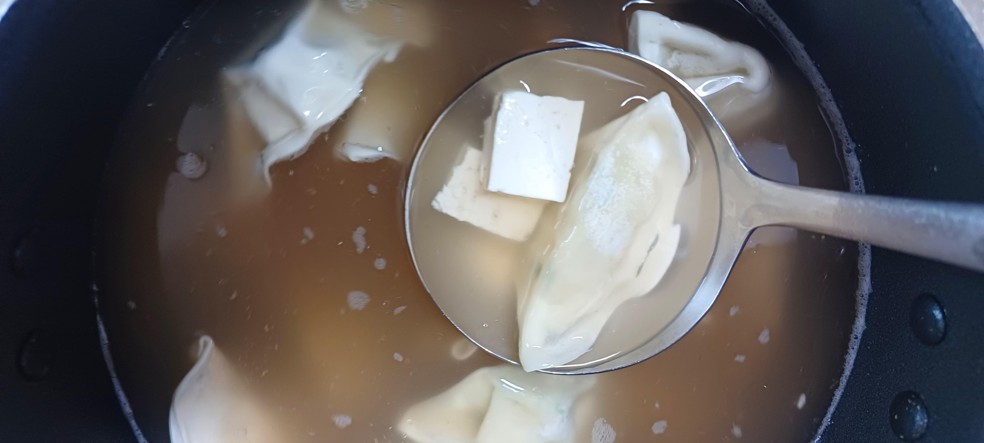 만두와 두부 넣기