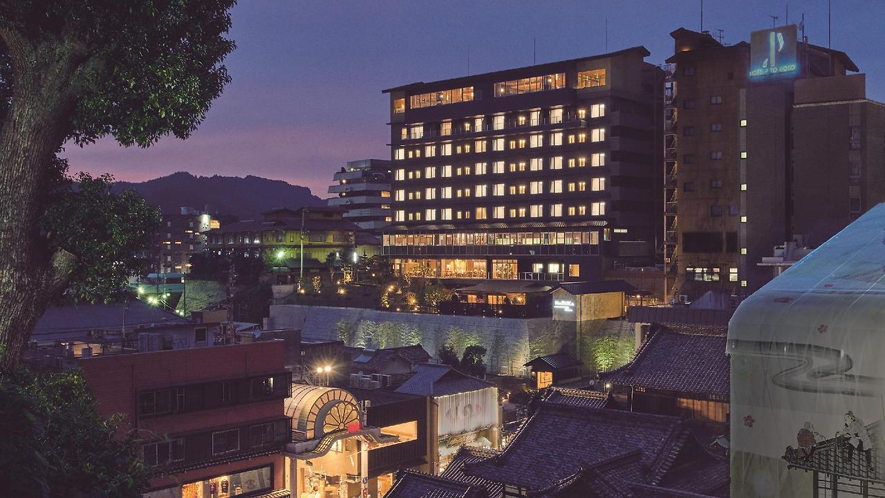 일본 에히메현 마쓰야마 호텔 - 고와쿠엔 하루카 외관