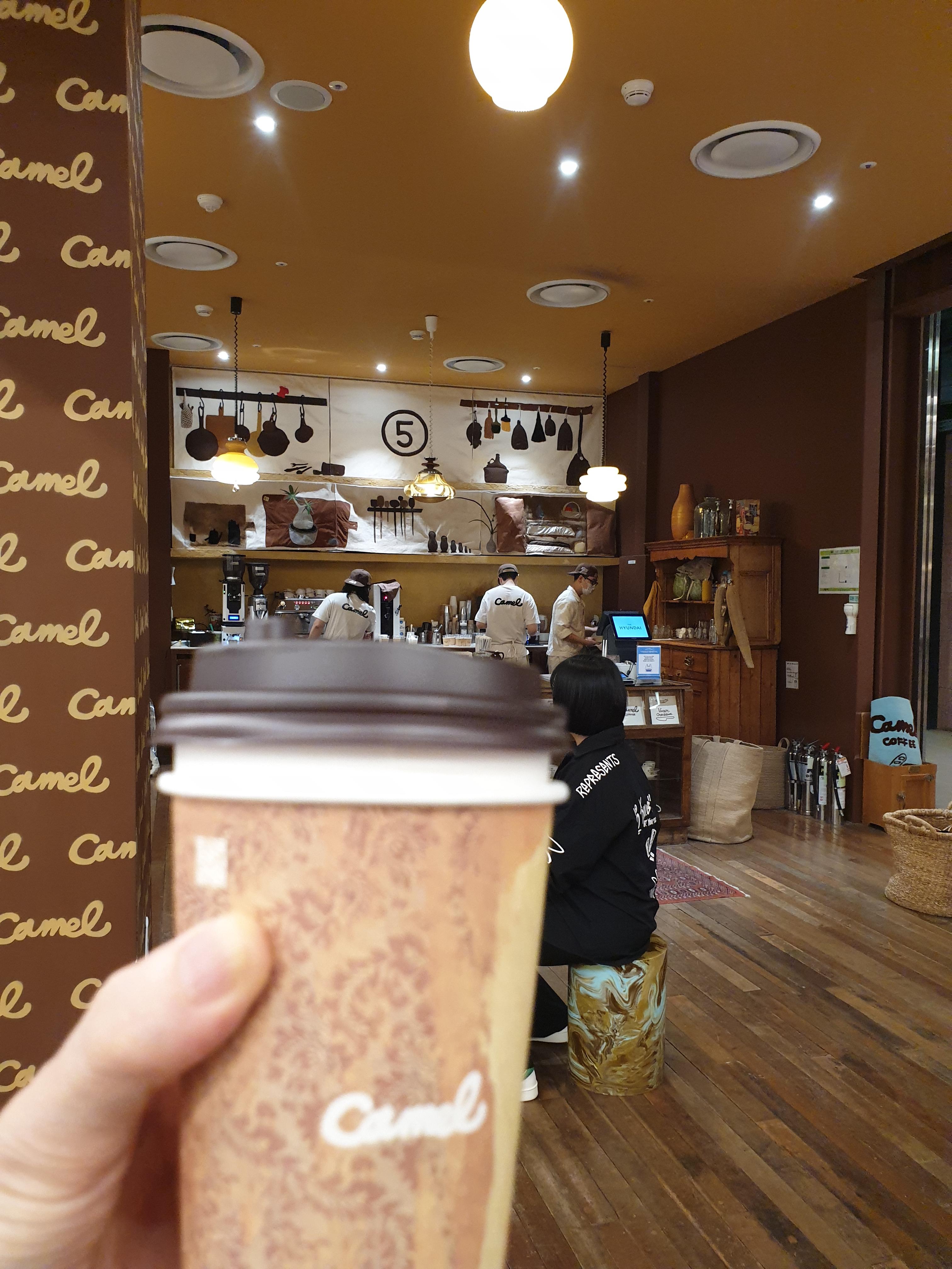 더현대 카멜커피 아메리카노