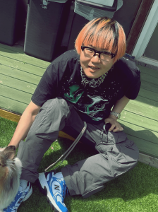 강아지랑-놀고있는-랩퍼디핵