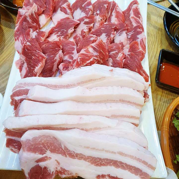 생방송오늘저녁 부천 횟집인가 고깃집인가 1+5 제철 대방어회 홍가리비 조개찜 굴찜 삼겹살 항정살 맛집 추천