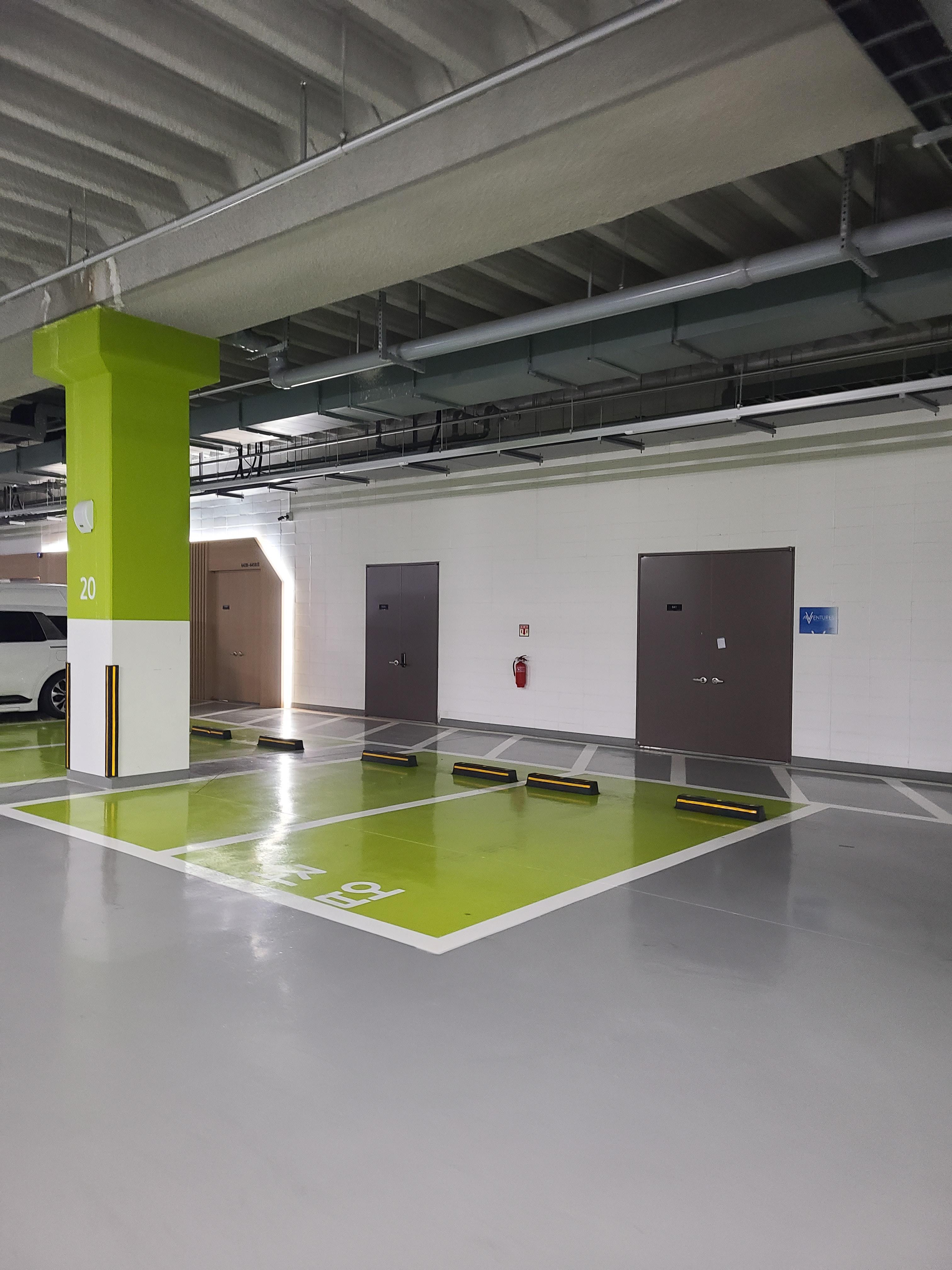 안양아이에스비즈타워 드라이브인4