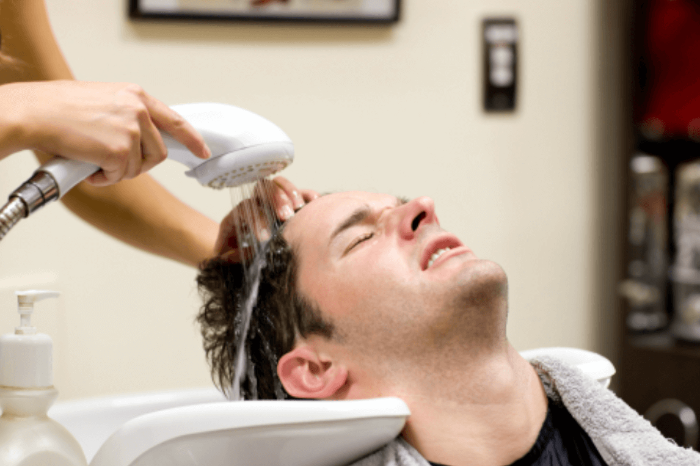 지성 머리카락의 원인