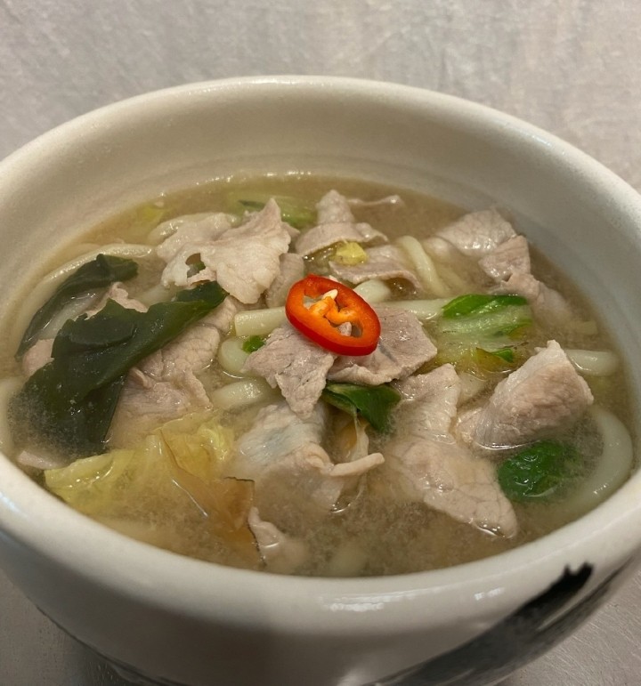 종로 한옥 속 일본 감성, 익선동 기생 우동의 특별한 매력