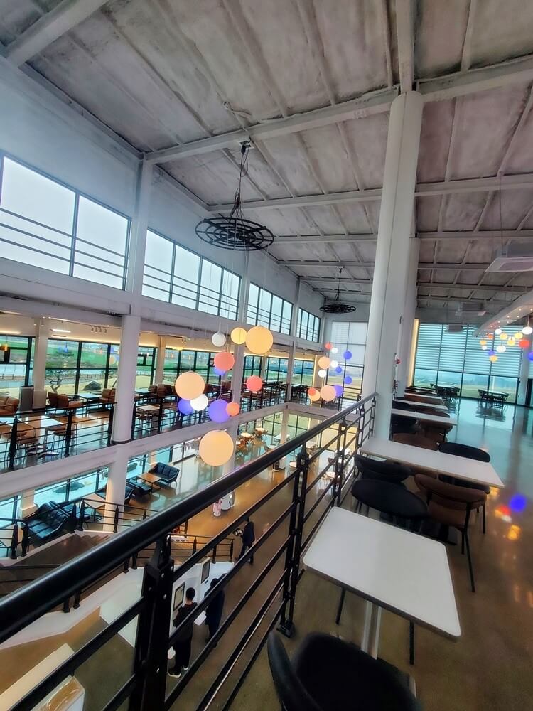 생생정보 미스터 Lee의 사진 한 컷 충남 서산 카페 힐링명소 서산목장카페 생생정보 2295회