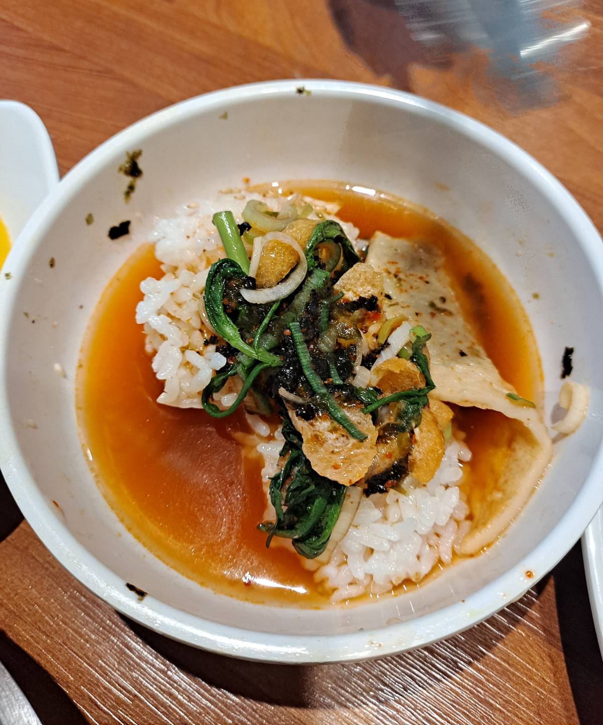 국물에 밥 말아먹음