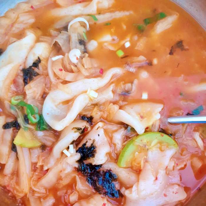 생방송투데이 하남 미사 진한 육수 백합 조개 바지락 칼국수 맛집