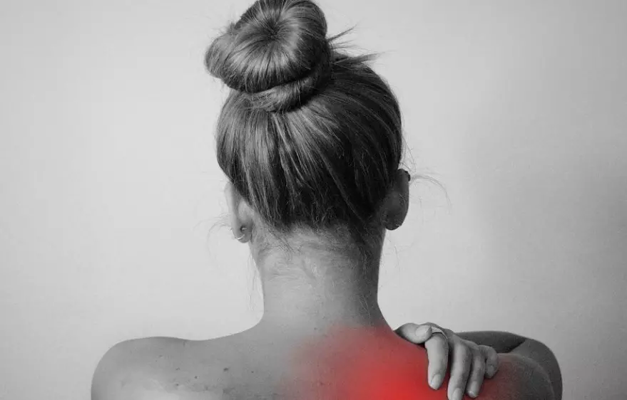 거북목 교정기 효과 사진 1