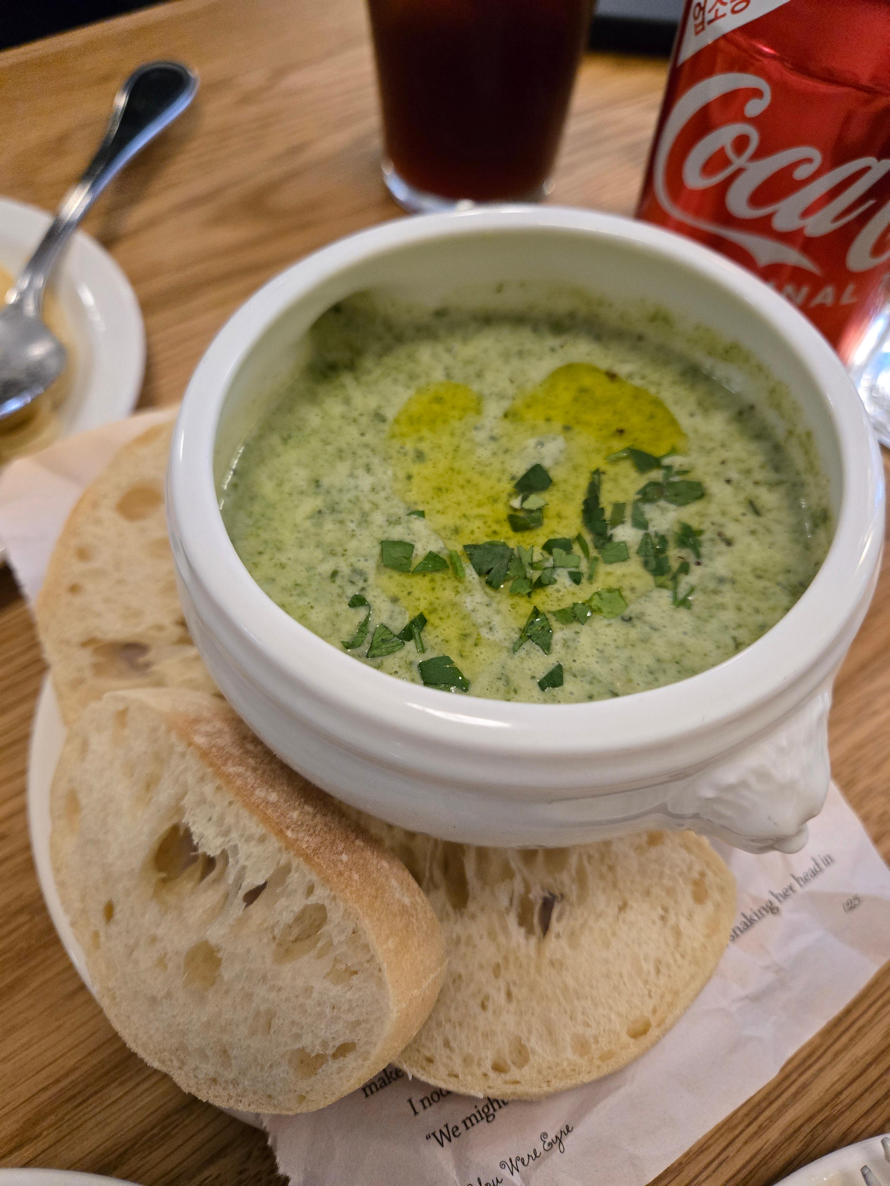 범어동맛집 덕담 시금치 크림수프