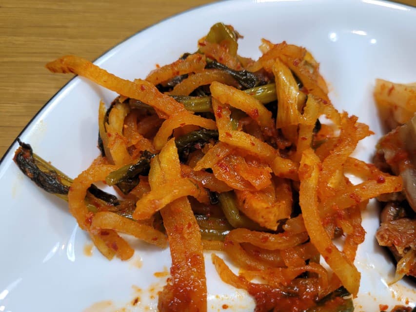 무채 들기름 볶음 고소한 집밥 밑반찬