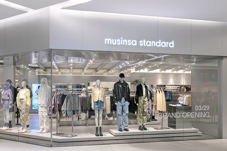 무신사 스탠다드 타임빌라스 수원