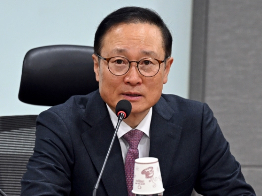 홍영표 국회의원 프로필 나이 고향 학력 재산 지역구