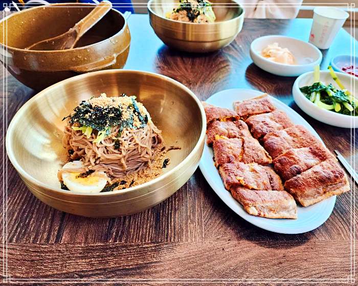 속초, 고성, 송지호 해수욕장 맛집 BTS뷔, 박서준, 인더숲, 메밀 막국수, 수육