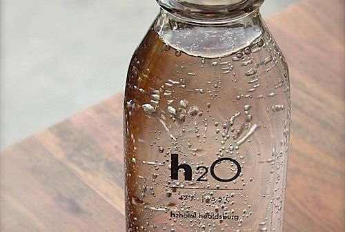 물, 도대체 하루에 얼마 마셔야할까?