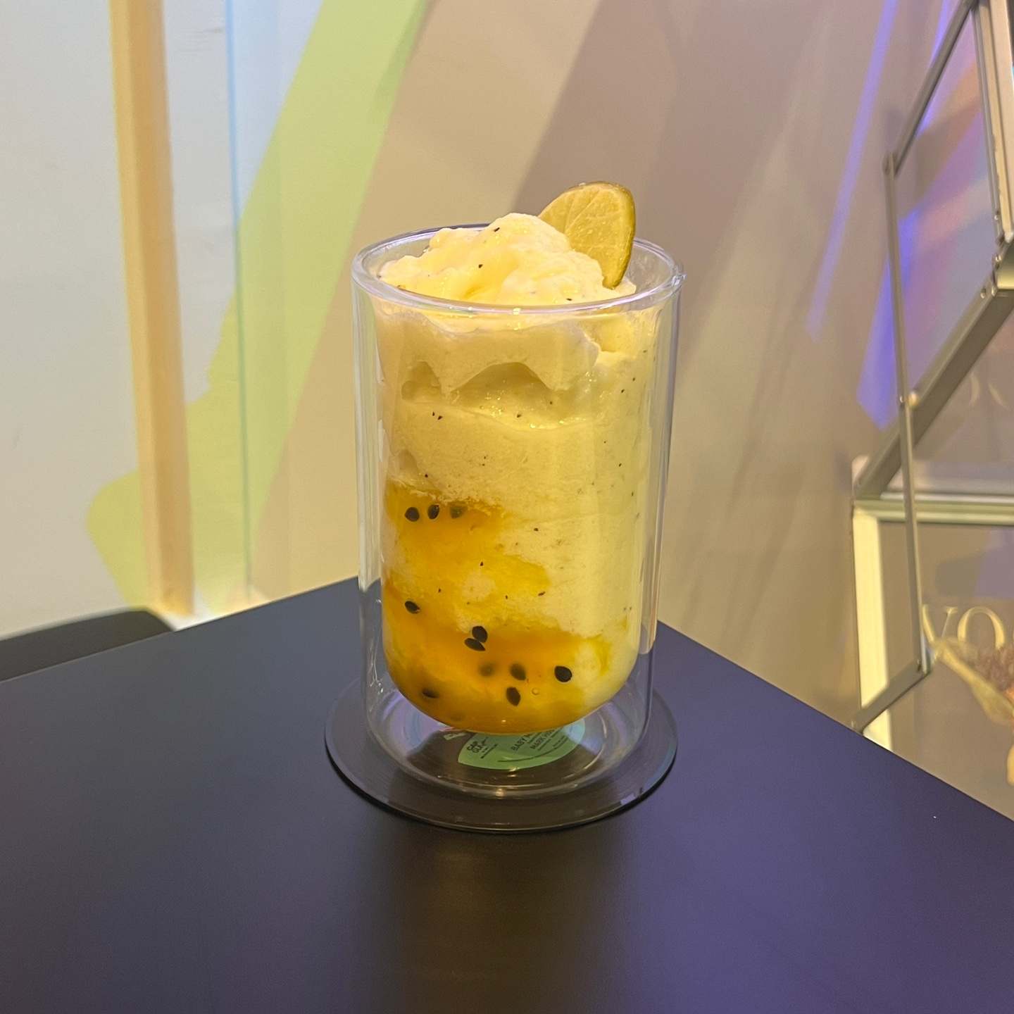 패션후르츠요거트스무디 완성 사진