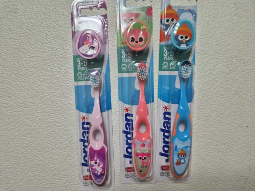 조르단-칫솔-2단계-보라색-분홍색-파란색-칫솔-3개