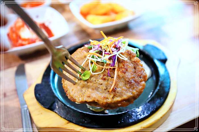 가볼만한 곳, 충북 단양 맛집 아침식사 가능, 마늘순대국밥