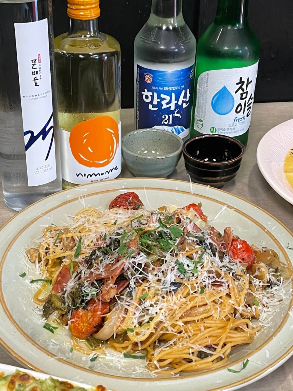 생생정보 핫 플레이스 Now 전주 객리단길 맛집 무국적 식당