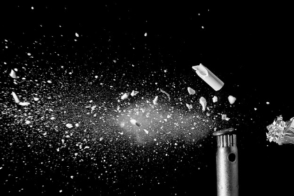 우주의 쓰레기? 스페이스 데브리의 진실과 해결책