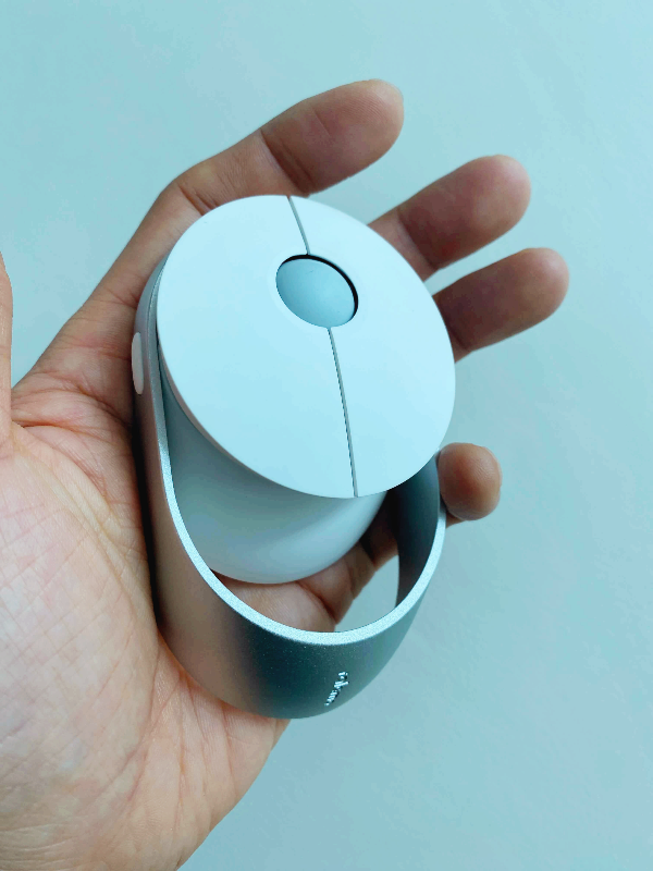 한-손에-쏙-들어오는-알맞은-크기