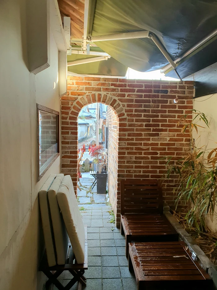 노매딕 비어가든 내부 8