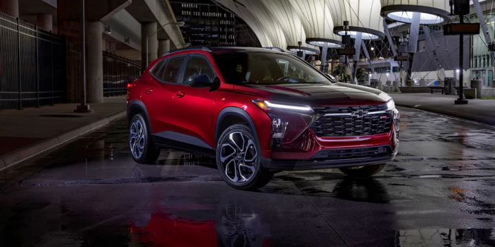 쉐보레 트랙스 크로스오버 크림슨 메탈릭(버건디) 출처 Chevrolet.com