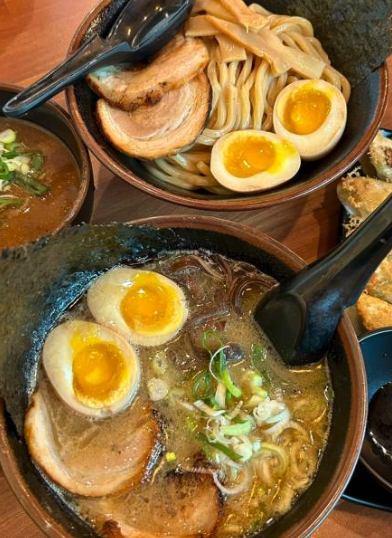 미소라멘 사진입니다. 점심 식사 메뉴를 미리 보여드릴 예정입니다.