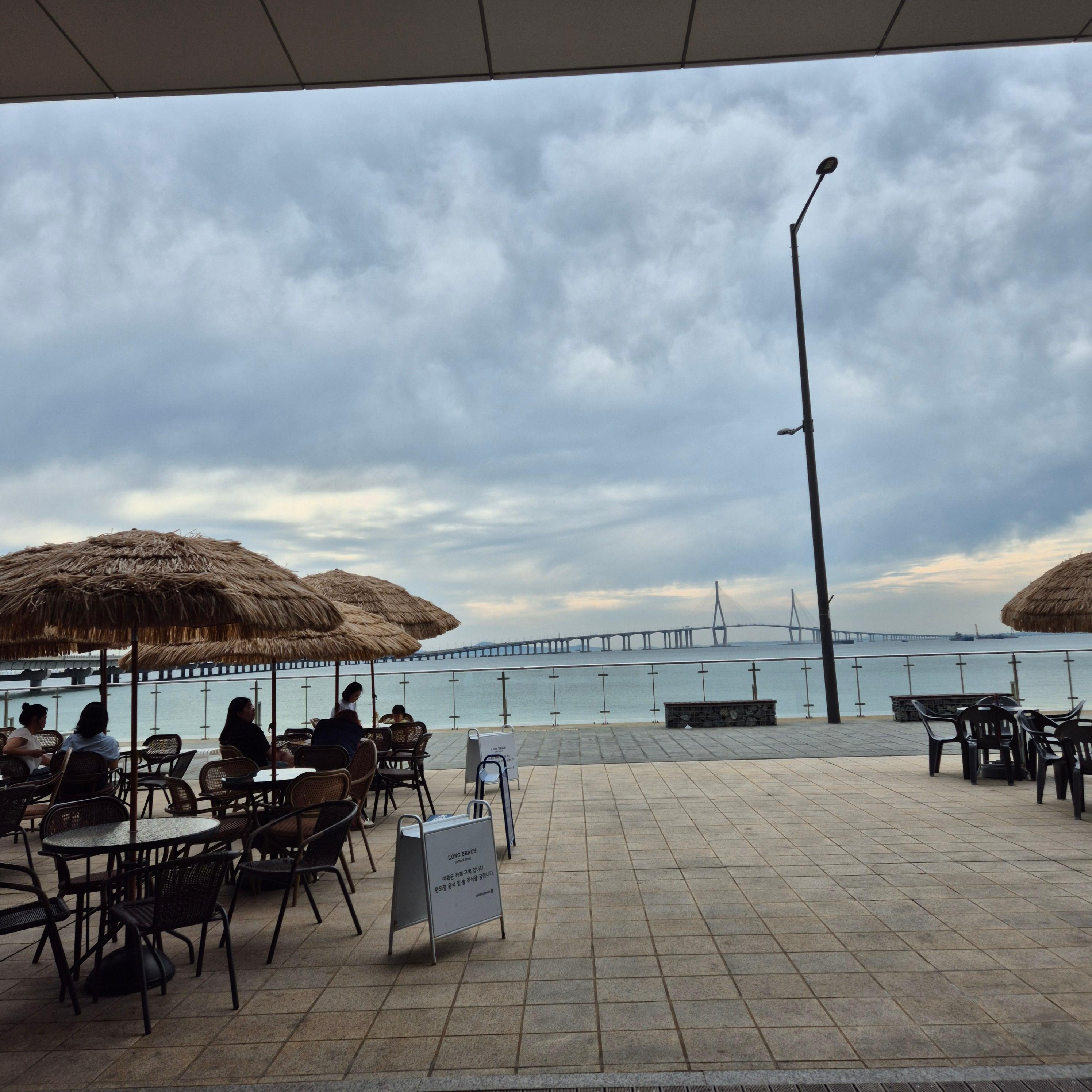 롱비치 커피앤 브래드, 송도 오션뷰 카페, 인천대교 카페, 송도 베이커리카페, 롱비치 커피앤 브래드 후기, 송도 카페 추천, 인천 오션뷰 카페
