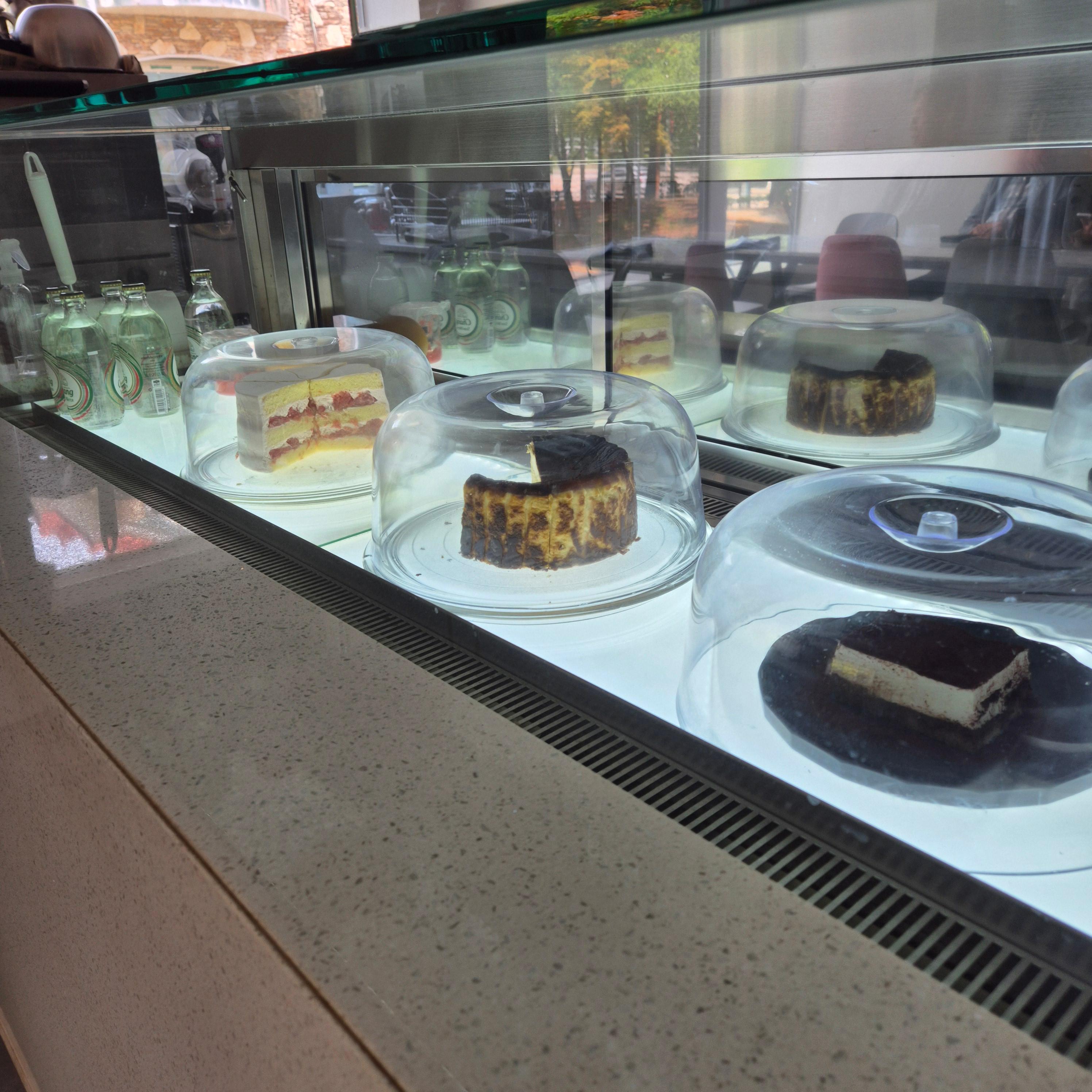 까치울역 카페&amp;#44; SOE카페 후기&amp;#44; 부천 감성카페&amp;#44; 조용한 카페 추천&amp;#44; 수도권 노트북 작업 카페&amp;#44; 까치울 디저트 카페&amp;#44; 서울 외곽 카페 추천&amp;#44; SOE 카페 바닐라라떼&amp;#44; 까치울 케이크 맛집&amp;#44; 혼자 가기 좋은 카페