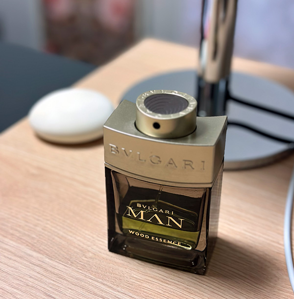 불가리맨우드에센스