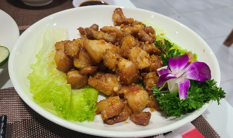 랑짜이-삼겹살-요리-사진