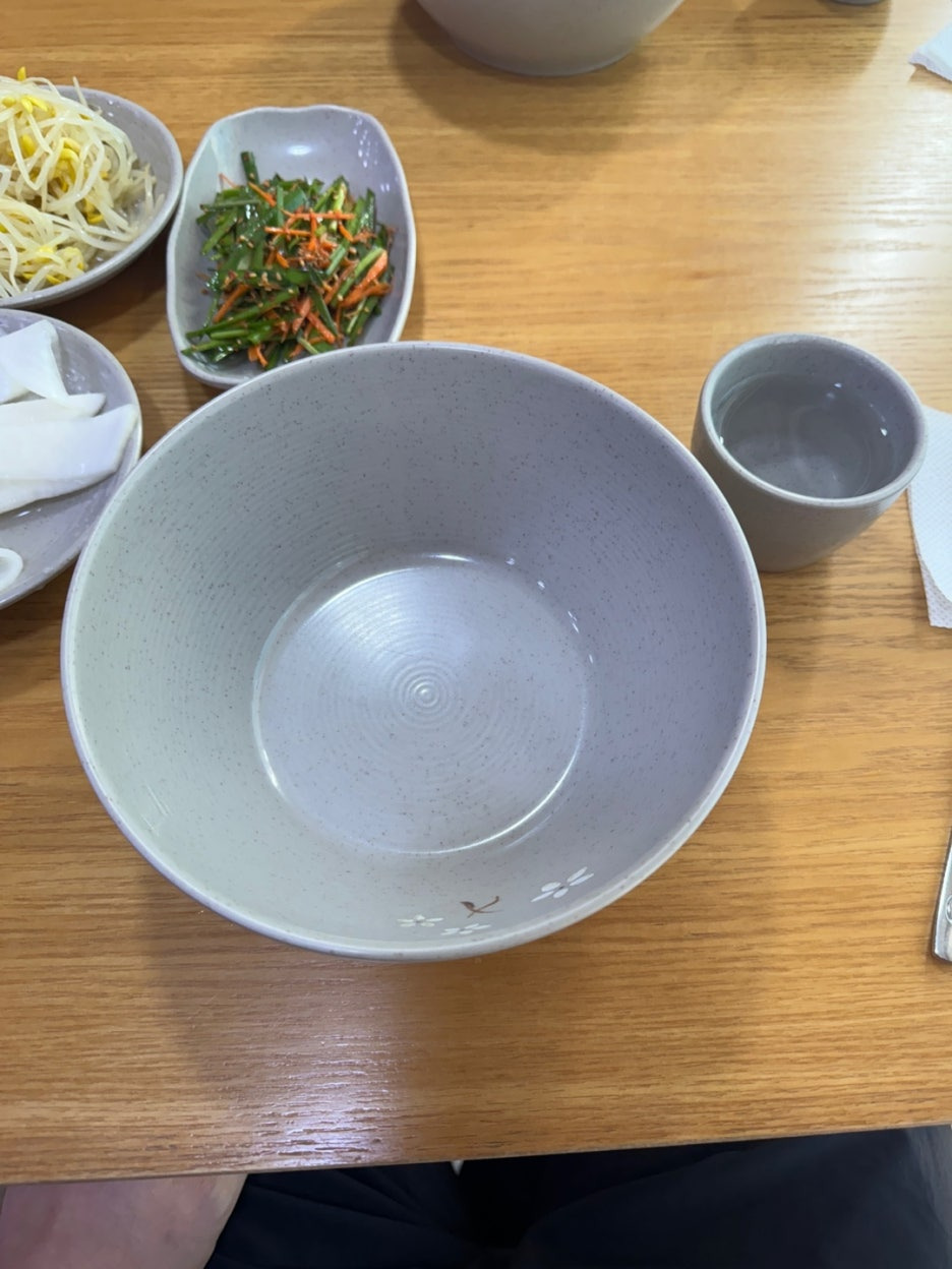 평촌쭈꾸미 비빔 밥그릇