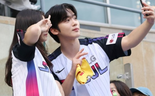 김요한 가수 데뷔 프로듀스 101