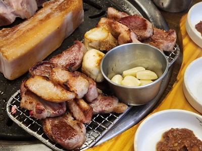 최원석의돼지한판익은고기