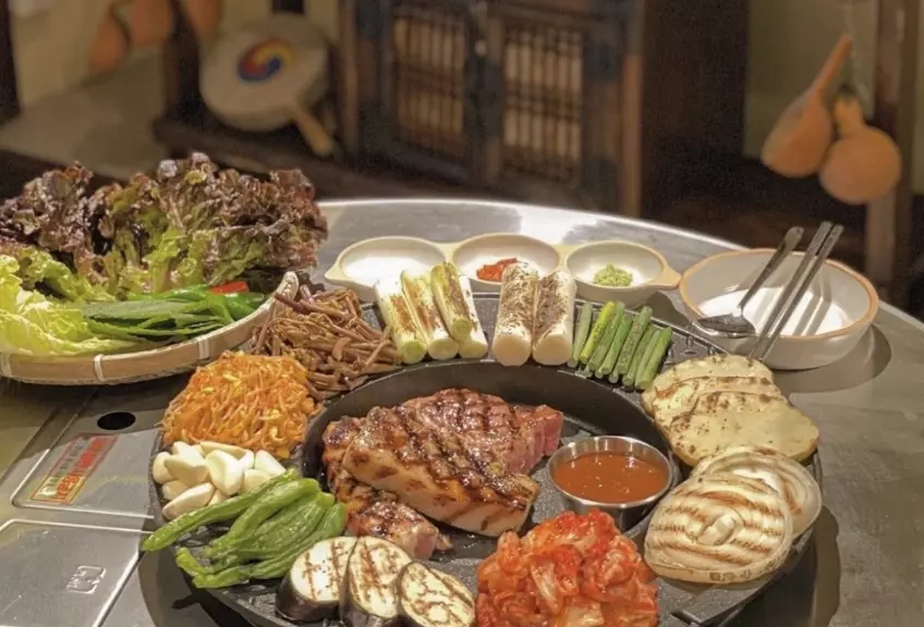 생방송-투데이-리얼-맛집-100-년-한옥-흑돼지-맛집-위치