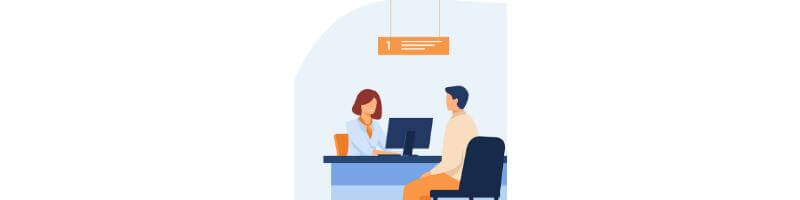 은행-창구-사람-앉아있는-모습