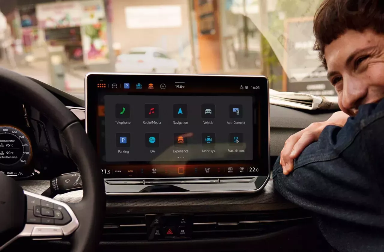 폭스바겐 골프 이미지