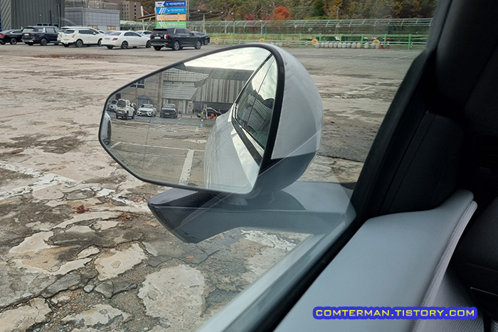 폴스타4 사이드미러